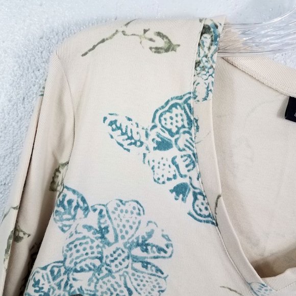 New York & Company Women's Long Sleeve V Neck Floral Shirt Top Blouse Sweater - Picture 3 of 11